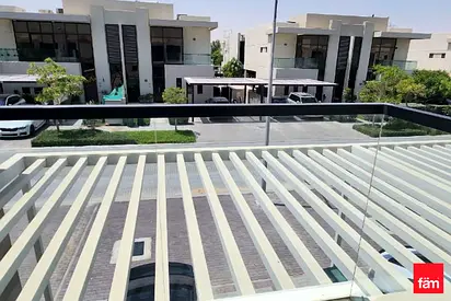 Fully Furnished 4 Bd | Park Access