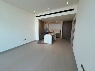 Brand New | High End Finishing | Modern