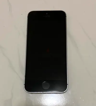 iPhone SE (1st Gen) 32GB Space Gray – 100% Battery, Unlocked