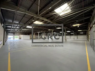 65,000 sqft | Logistics Warehouse | 4 Loading Bays