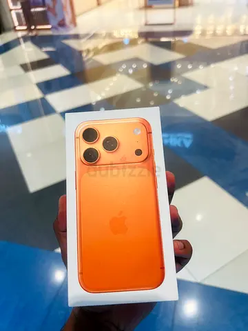 Iphone 17 pro TDRA BOX ( sharaf dg buying  with bill) 256     URGENT SALE