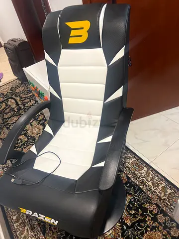 Brazen racing-style gaming chair with built in speakers and bass - black  white