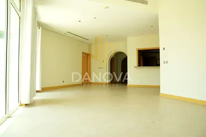 Luxury 3BR Unfurnished | Full Sea View | Spacious Layout