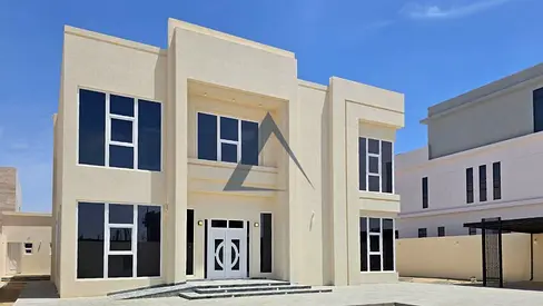 Brand New | 2 Living Rooms | Prime Location