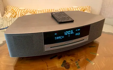 Bose Wave Music System with Remote - Good Working Condition
