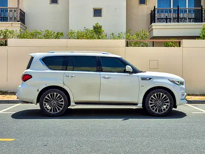 2020 Infiniti QX80 — фото 4