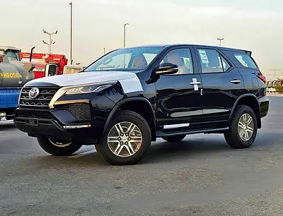 2026 Toyota FORTUNER — фото 3