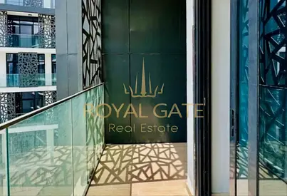 Fully Furnished | Studio w Balcony | Prime Living