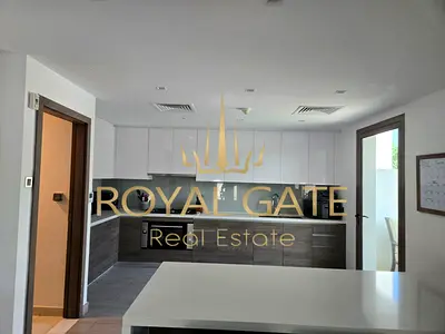 Single Row | Ready-to-Move | Luxury Living