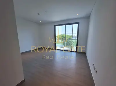 Single Row | Ready-to-Move | Luxury Living