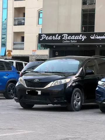 Toyota sienna 2013