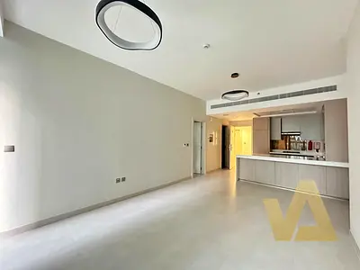 Amazing | Call Now | Mid Floor