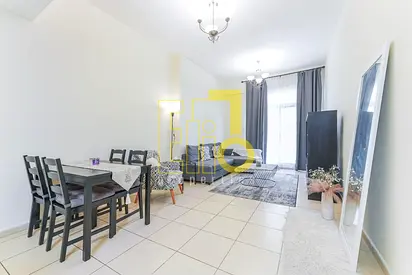 RENTED UNIT | SPACIOUS | FURNISHED | HIGH FLOOR