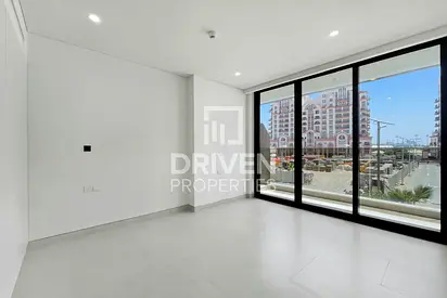 12 Cheques | Vibrant Location | Ideal Unit