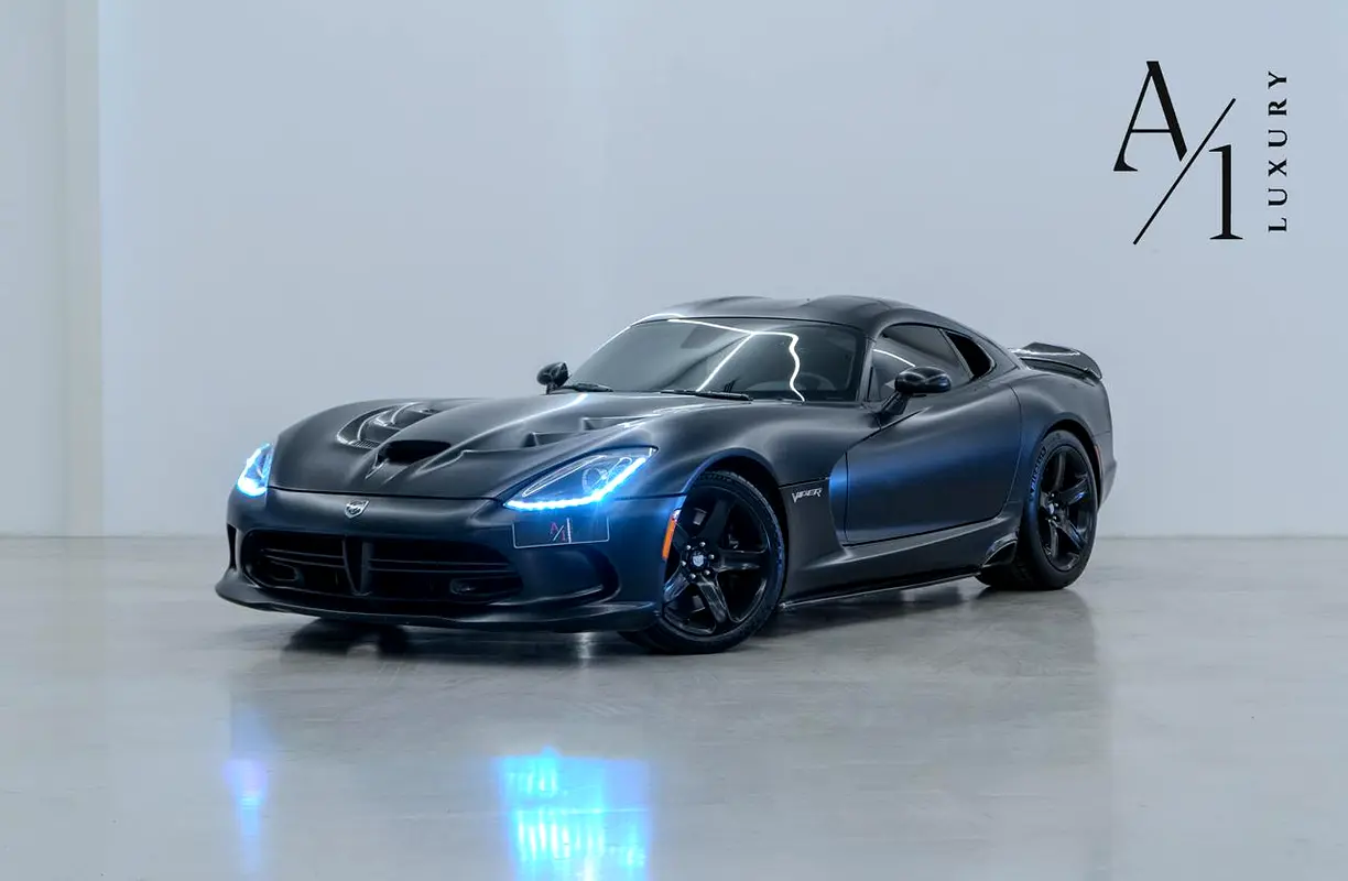 Dodge Viper 2017 — photo 1 of 14