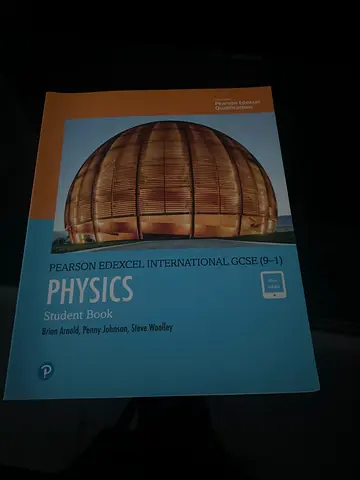 Pearson Edexcel International GCSE (9–1) Physics Student Book
