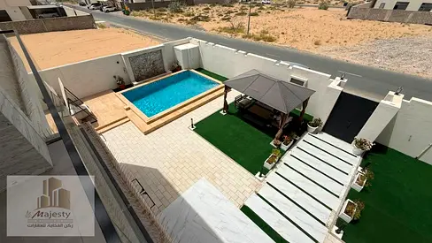 للبيع فيلا مفروشه في امارة الشارقه منطقة الحوشي