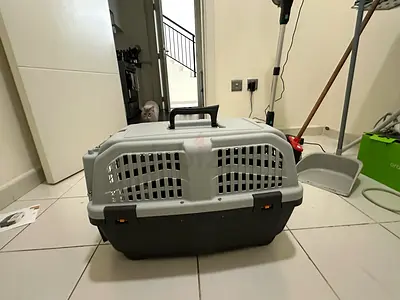 IATA approved medium pet carrier