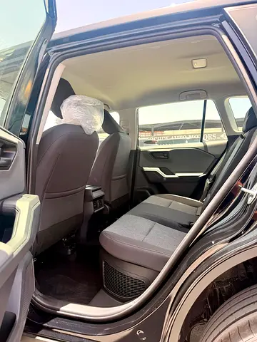 صورة 10 لـ 2026 Toyota RAV 4