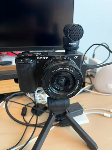 Sony ZV-E10 Creator Bundle | Excellent Condition
