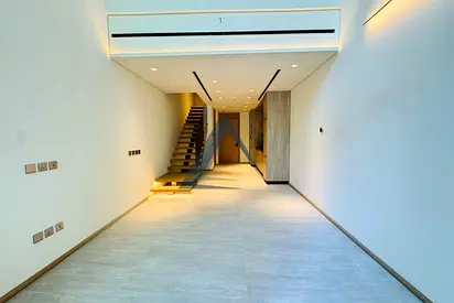 1bhk Loft | Pool View | Smart Home