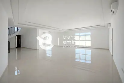 Luxury Villa | Elegant Majlis | Prime Location