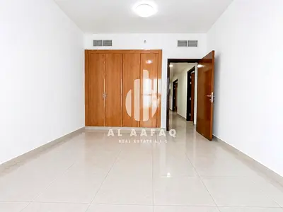 Sea View 2bhk | AC Chiller Free | Parking free