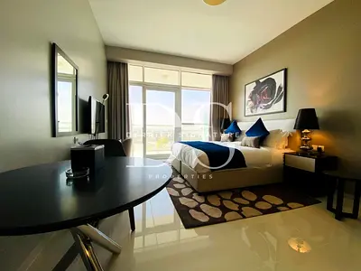 High Floor Studio | Golf View | Artesia D