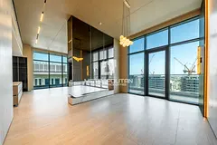Luxury Penthouse | Canal View | High Floor