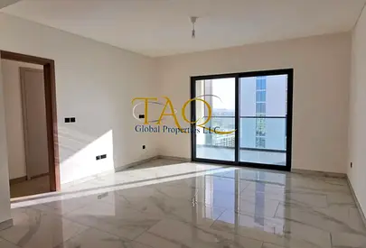 1BR + Study | High Floor | Pool & City View | Unfurnished