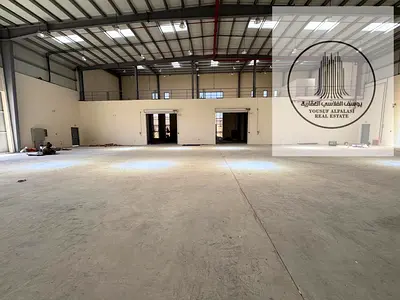 Premium Industrial Warehouse for Rent in Umm Al Quwain | Showroom, Offices, Mezzanine & Labor Facilities