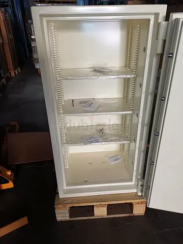 Heavy Duty Security Safe/Cabinet - Large Size with Shelves