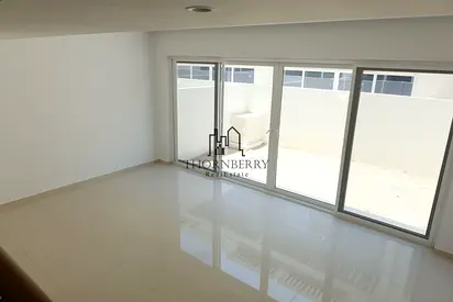 Brand New Townhouse | Closed Kitchen | Ready