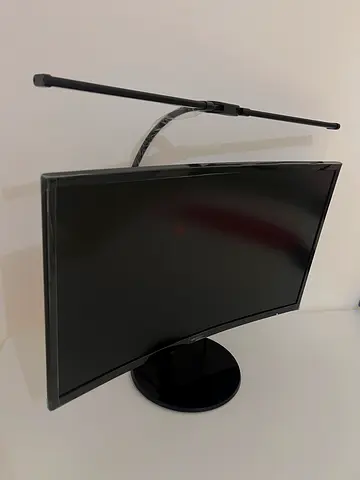 Samsung Monitor with free hd keyboard and mouse