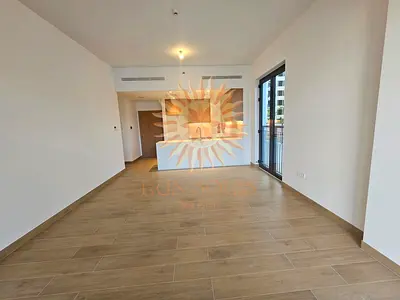 LA MER EXPERT | COMMUNITY VIEW | READY TO MOVE IN | BALCONY