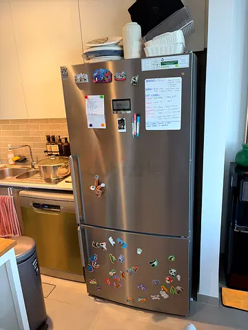 Stainless steel double-door refrigerator in good working condition bosch brand new still warranty