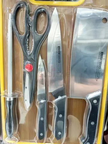 6-piece Kitchen Knife Set with Scissors and Sharpener (New in Package)