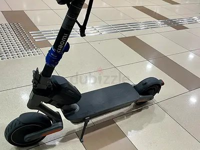 Xiaomi 4 ultra scooter