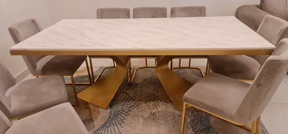 Dinning table without chairs