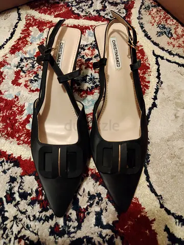 URGENT SALE: Kitten Heel