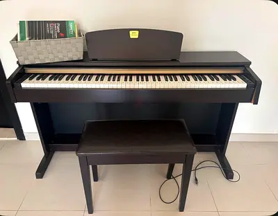 Yamaha clavinova