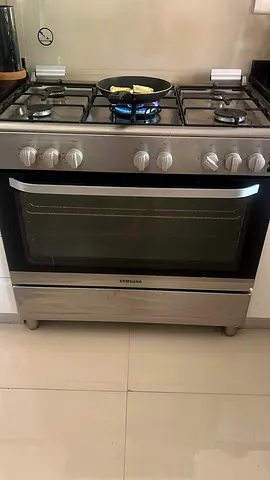 Samsung cooker