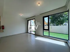 Calm Family-Ready Townhouse | Green Surroundings
