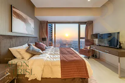Furnished | High Floor |Skyline and Sunset Views