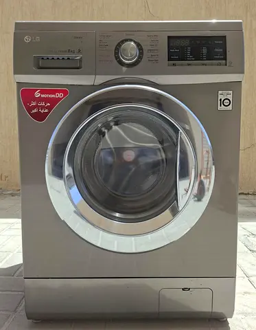Its 8kg inverter LG washing machine,  fully working
