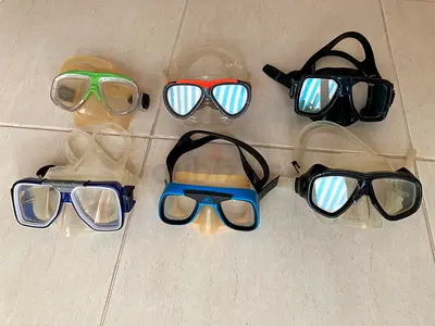 Set of 6 Kids Diving  Snorkel Masks (With Extra swimming gear)