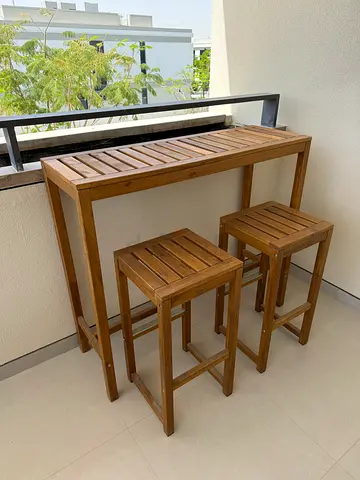 Ikea Solid wood bar table with 2 matching stools - good condition
