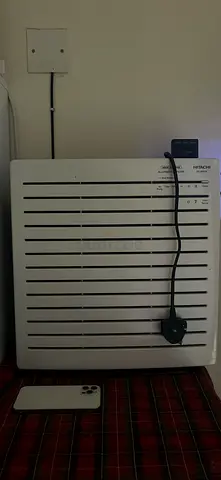 HITACHI Air purifier 37W EPA3000