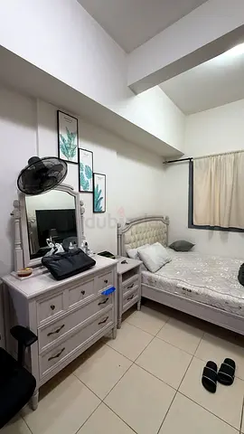 Studio apartment available in Dubai Al Baraha for family