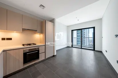 1BR+Study | Burj Khalifa View | Mid Floor